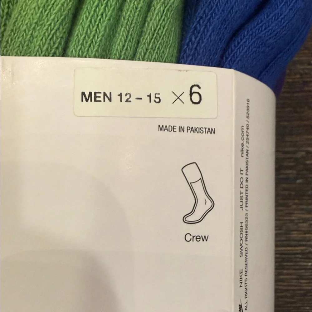 NWT Nike Dri fit Crew Socks - Picture 2 of 4